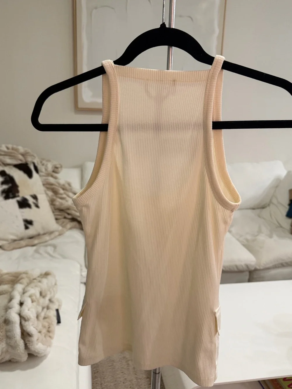 Zara Ribbed Button-Front Tank Top - Picture 3 of 3